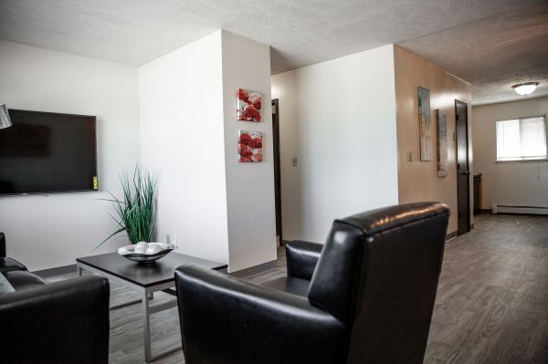 308 E. Taylor