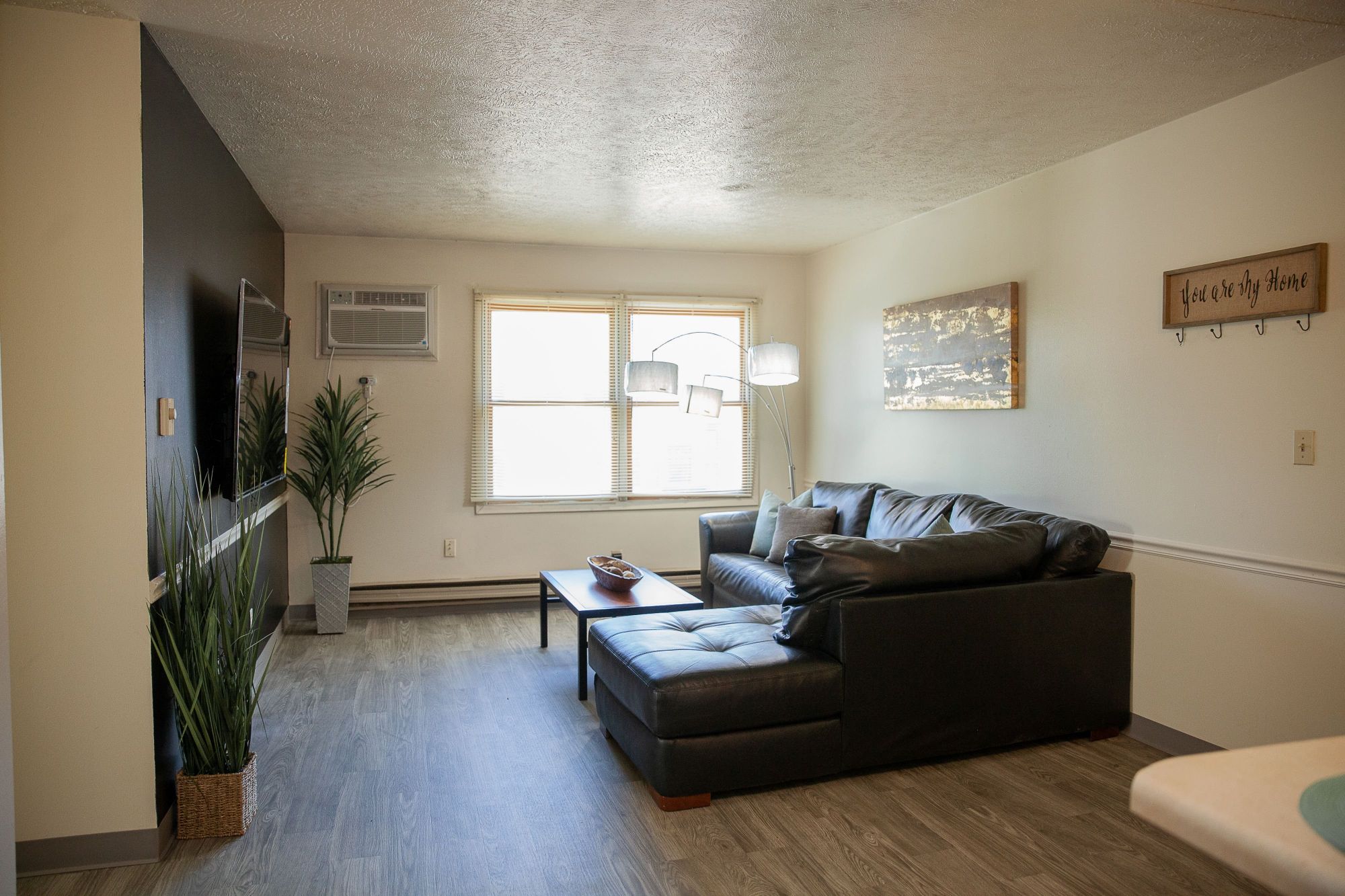 207 W. Willow