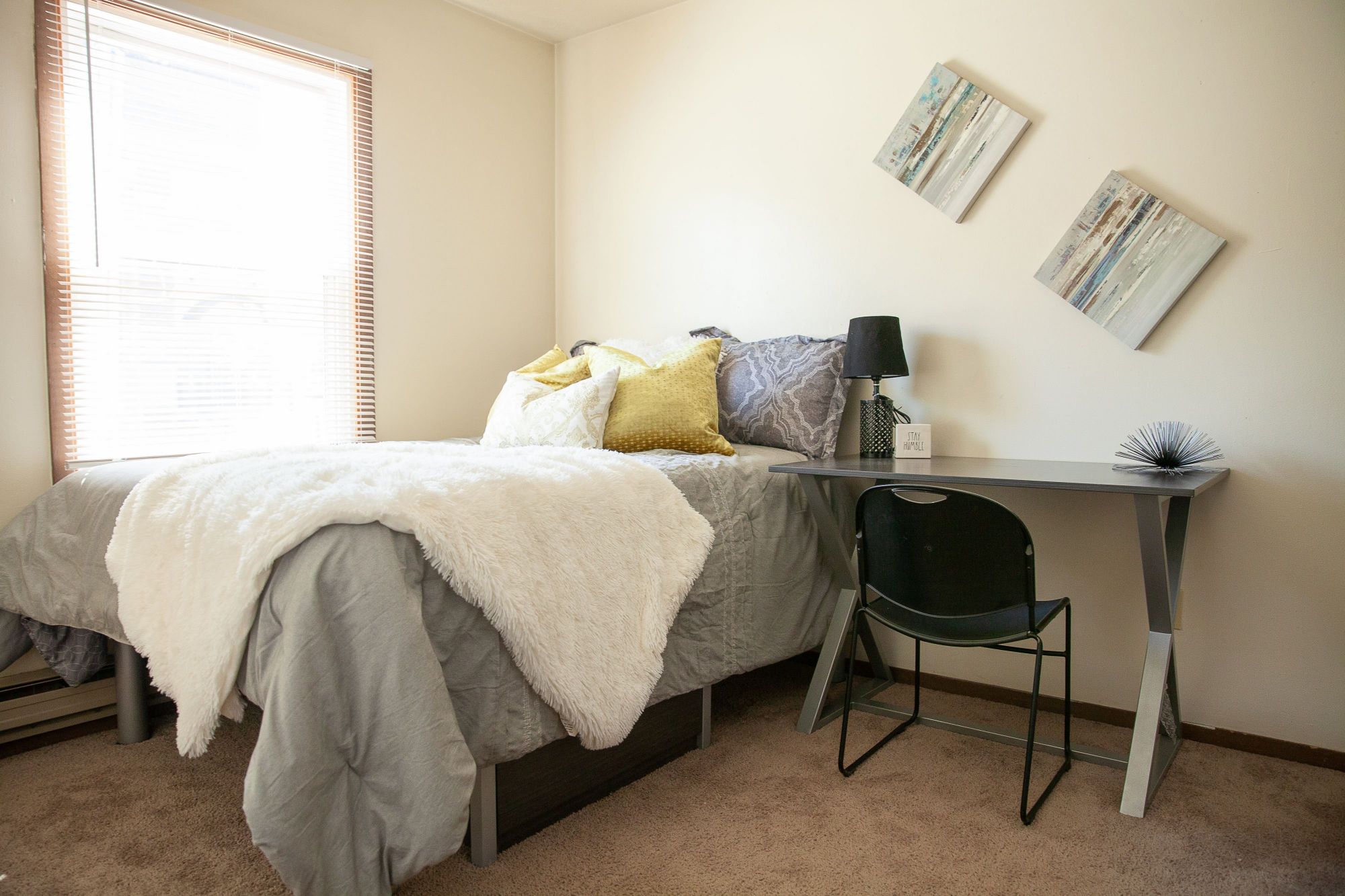 605 Hester 