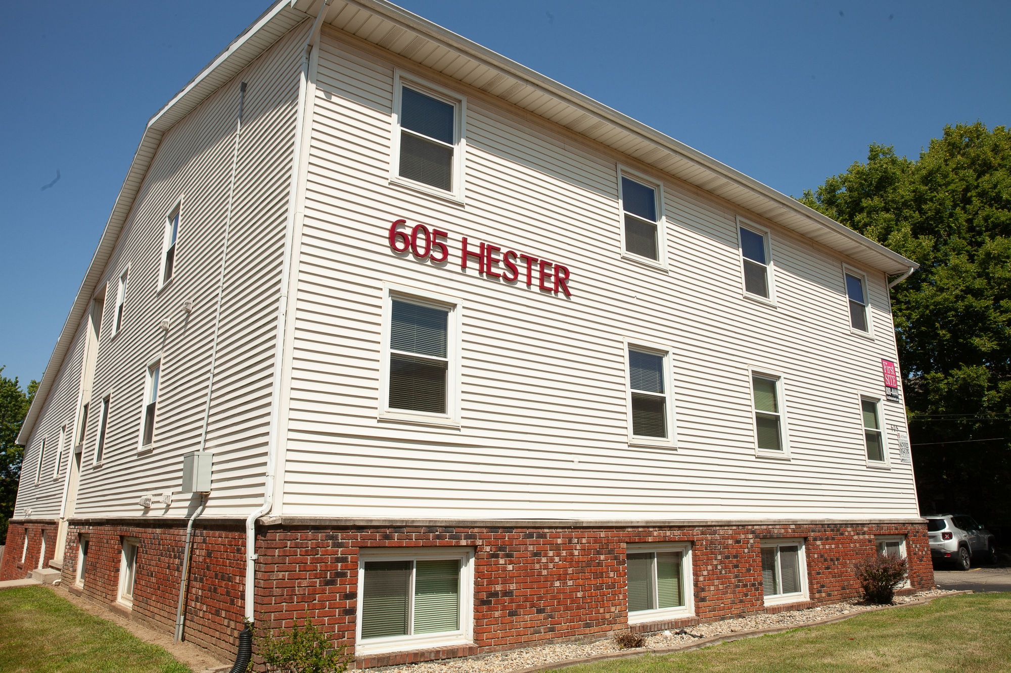 605 Hester 