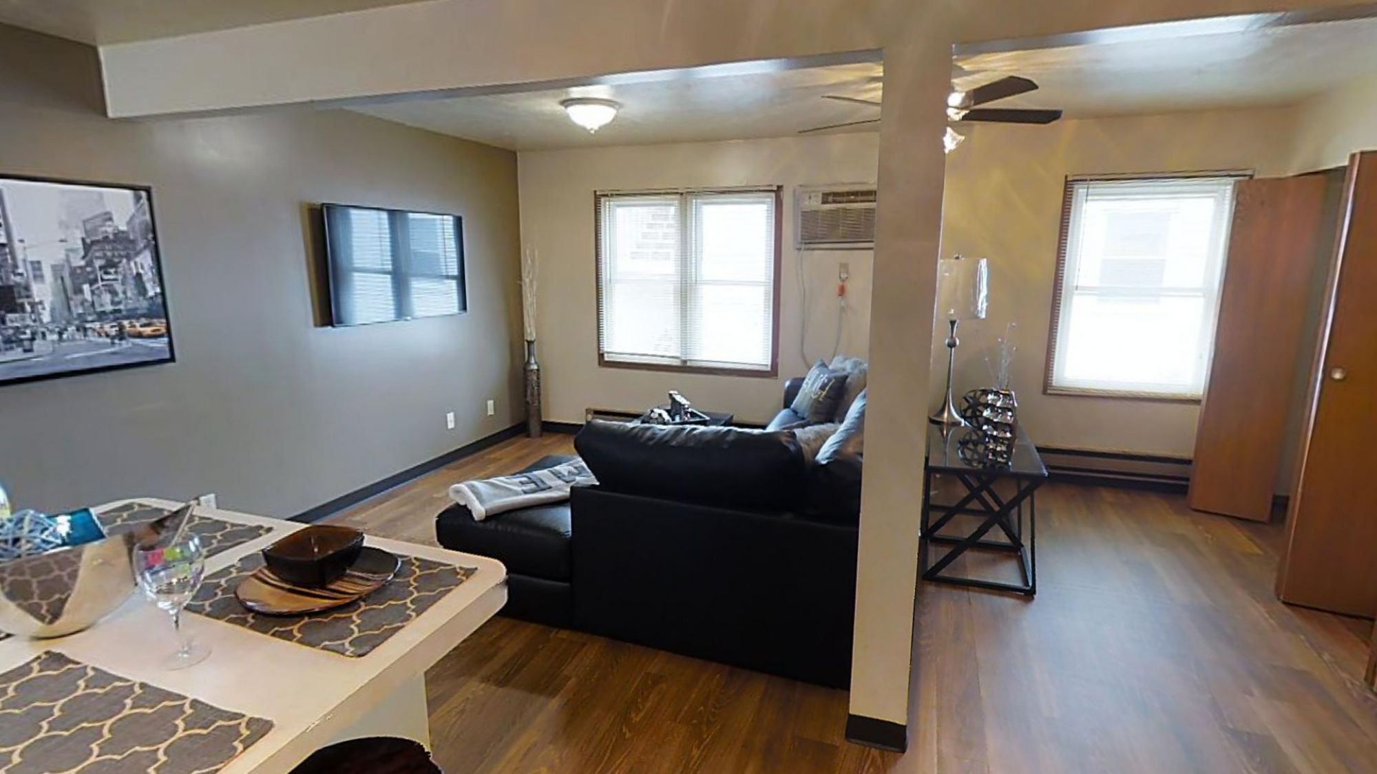 609 Hester