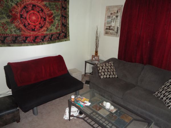 1001 1/2 University St.