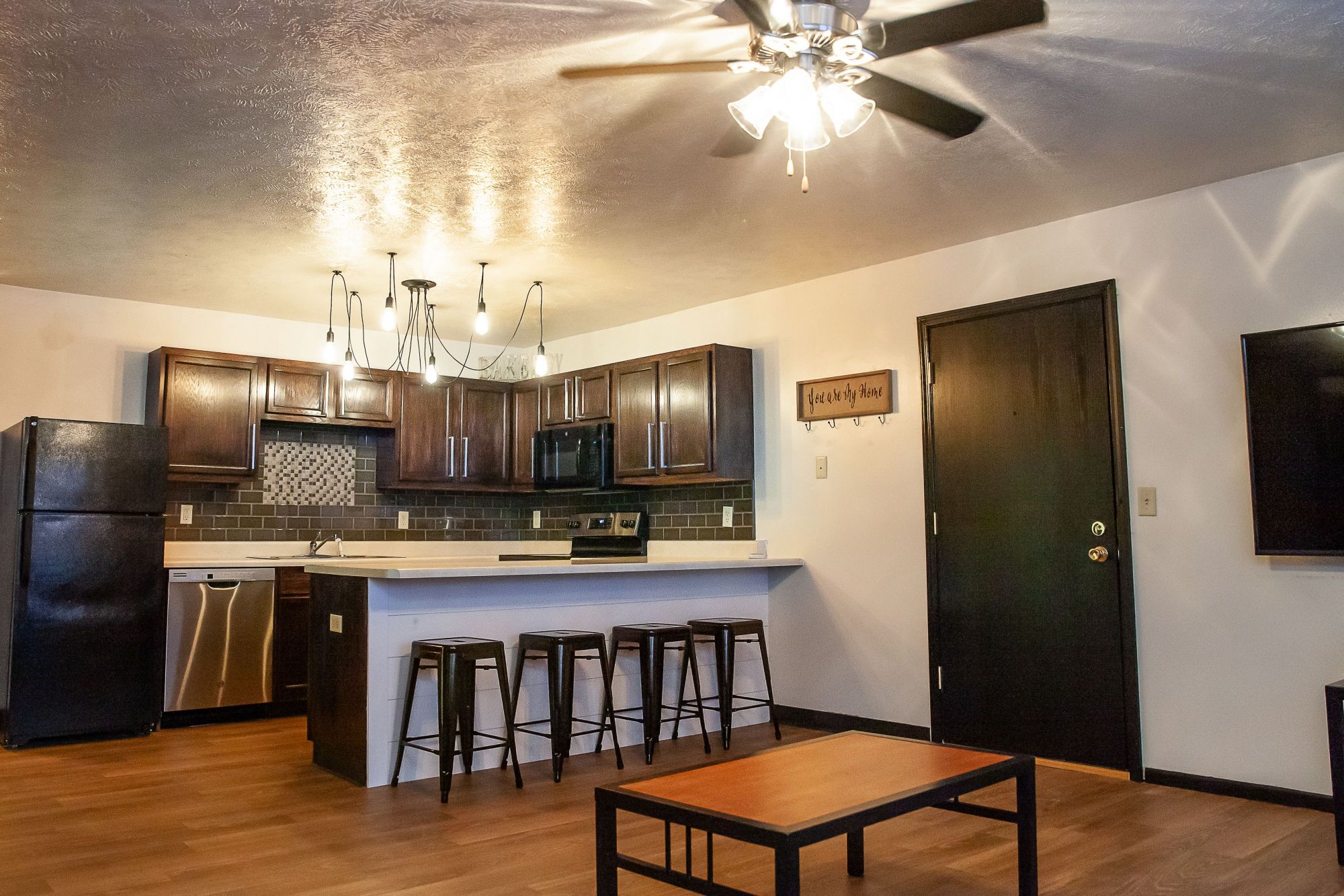 104 W. Cherry St.