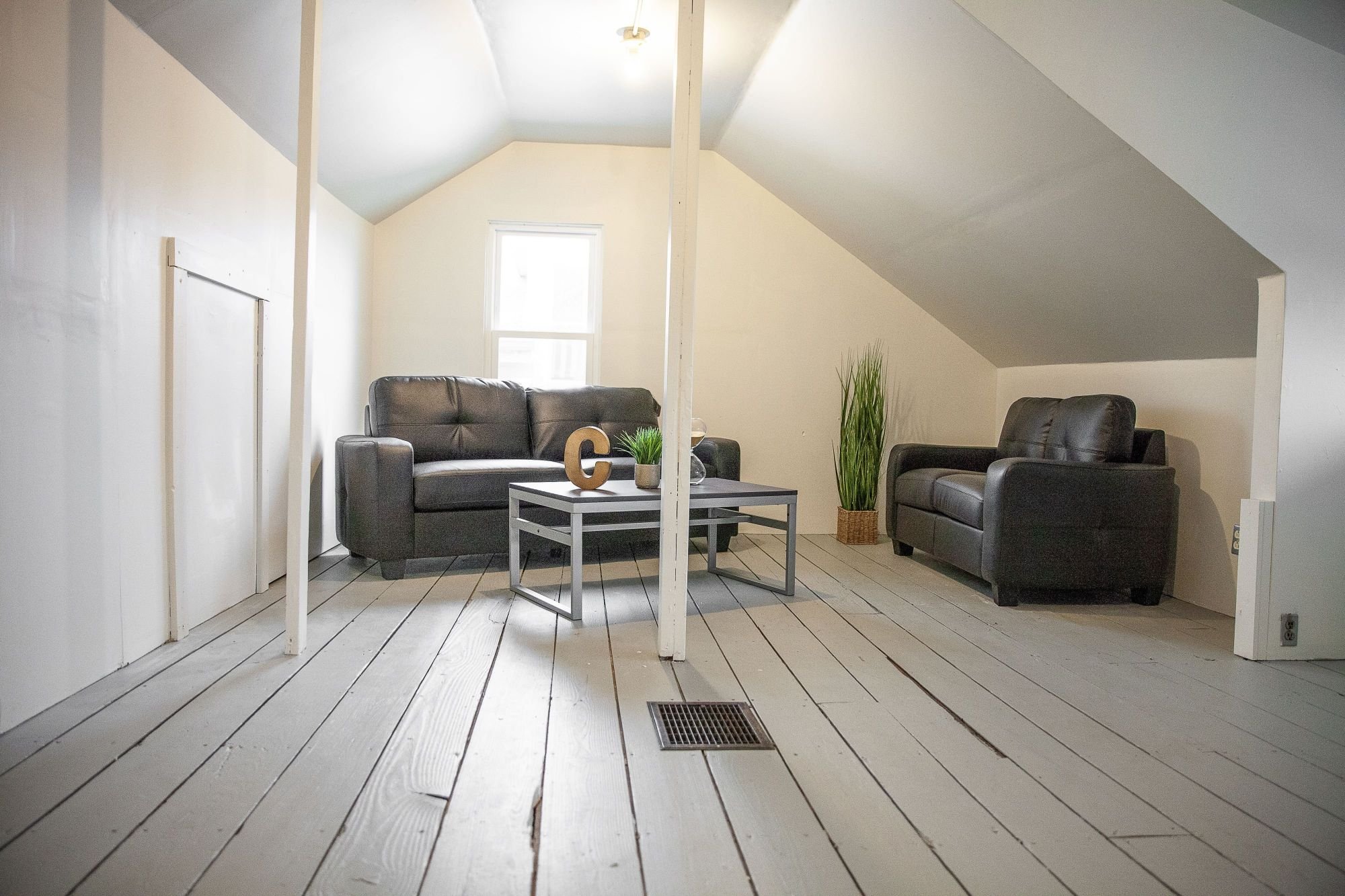 11 Delaine Dr.