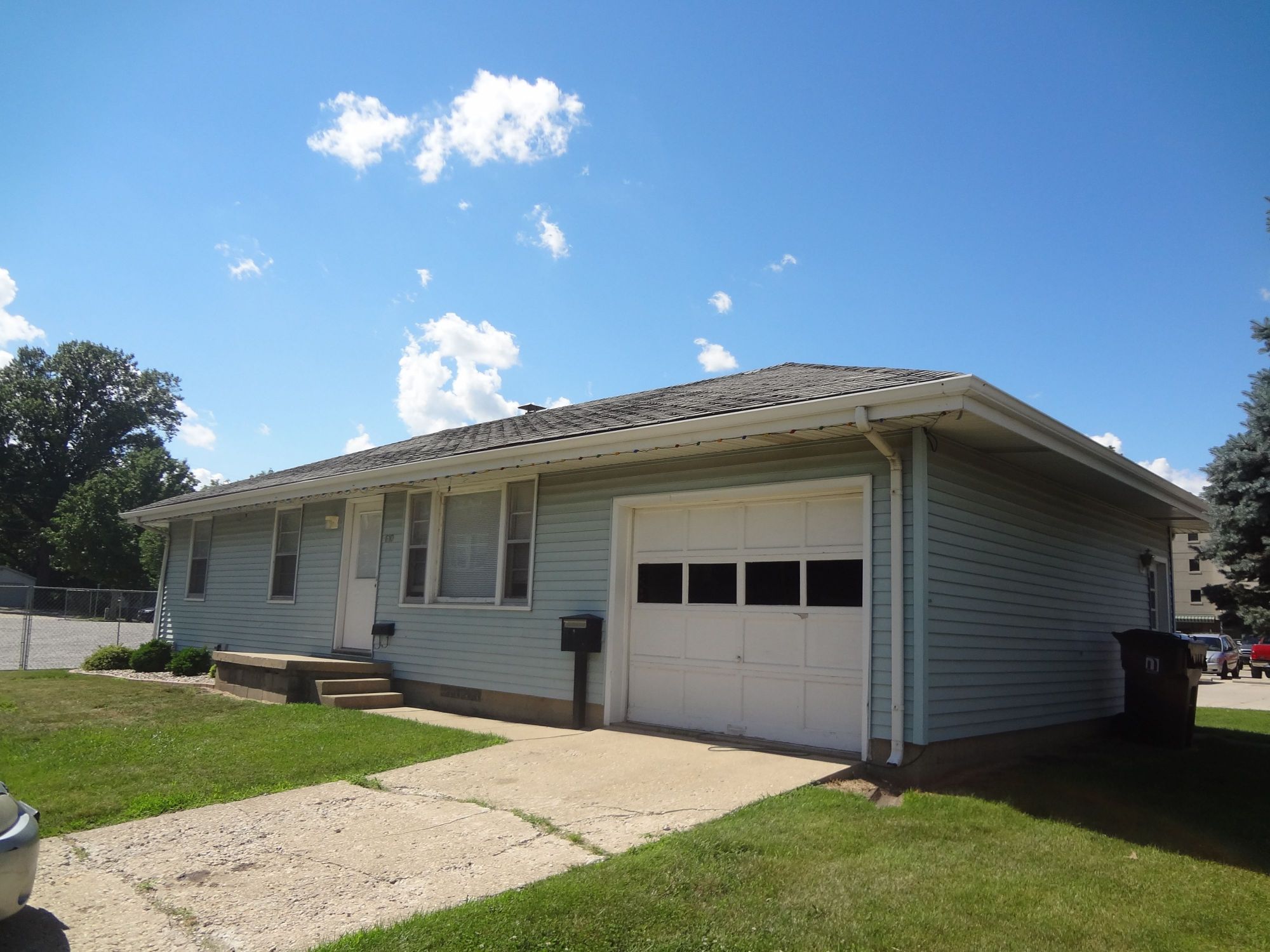 610 Osage St.