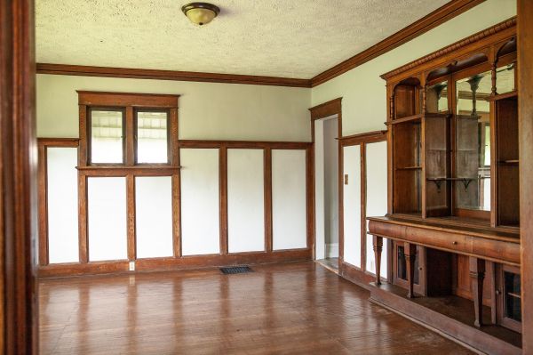 403 Linden Ave.
