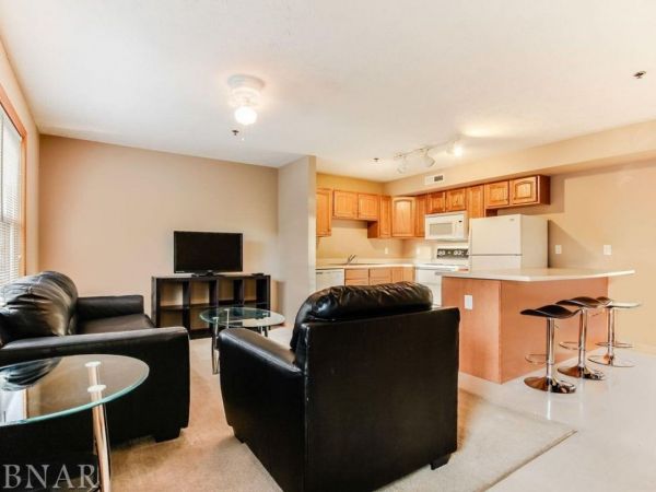 910 Kingsley Ct (Suite)