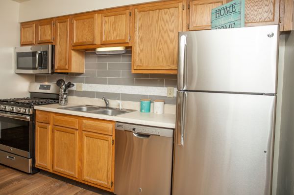 606 S. Linden (Sugar Creek Apartments)