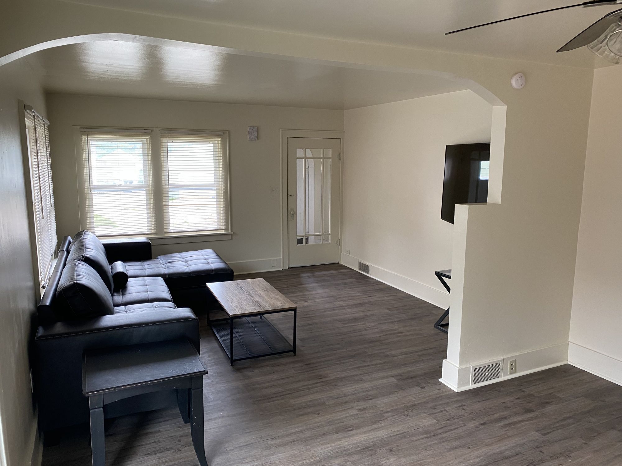 708 Cullom