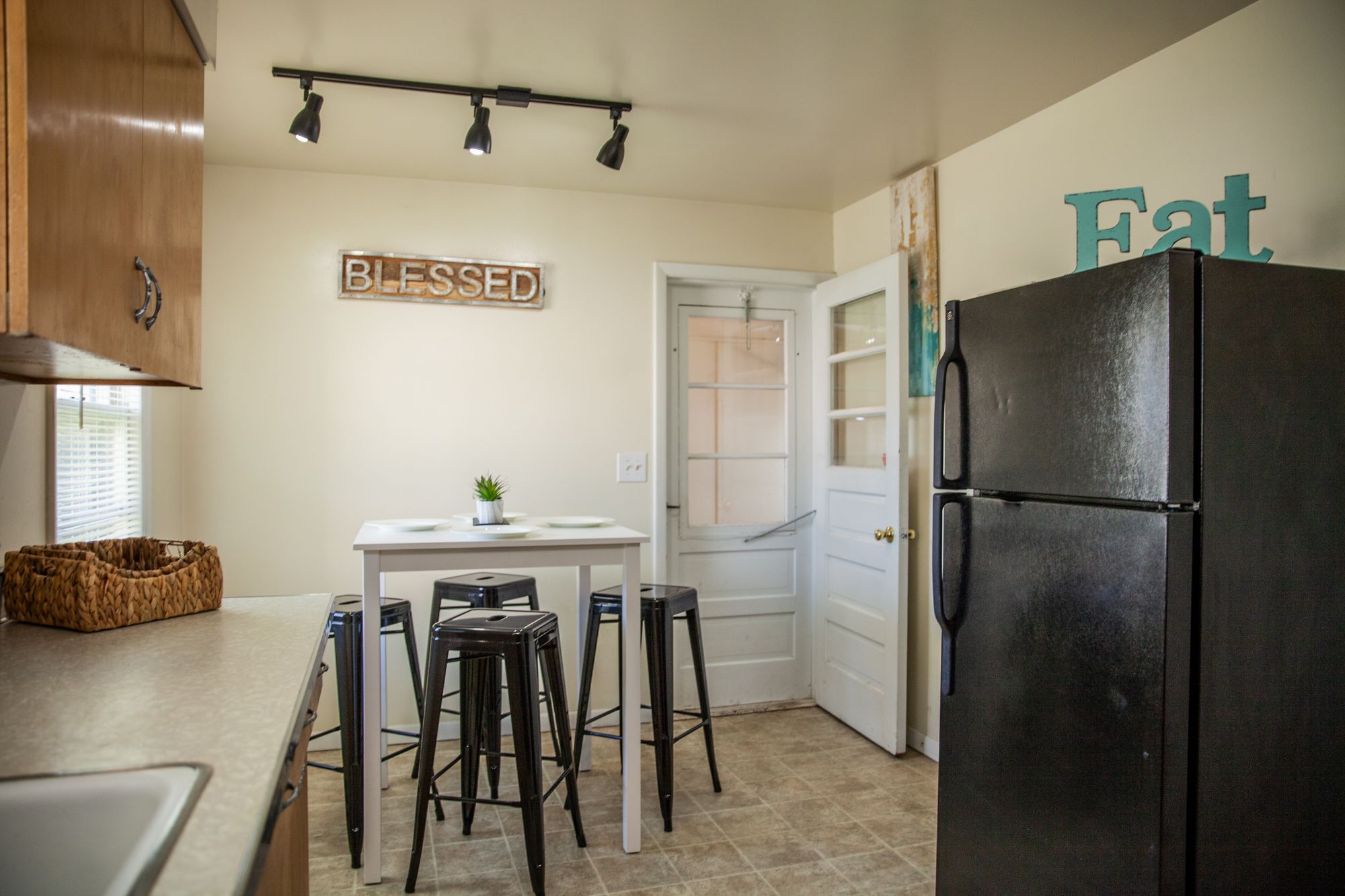 610 Osage St.