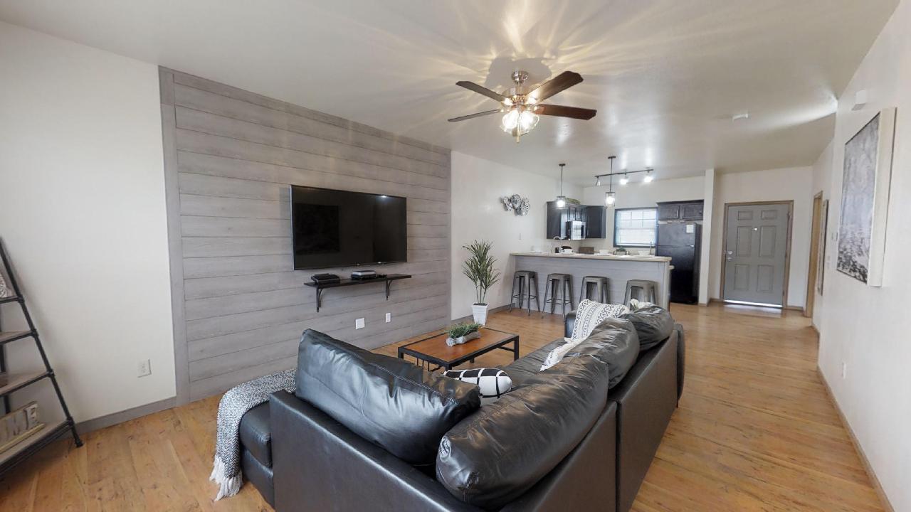 The Oaks Luxury Townhomes - Phase II