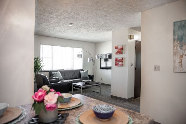 308 E. Taylor
