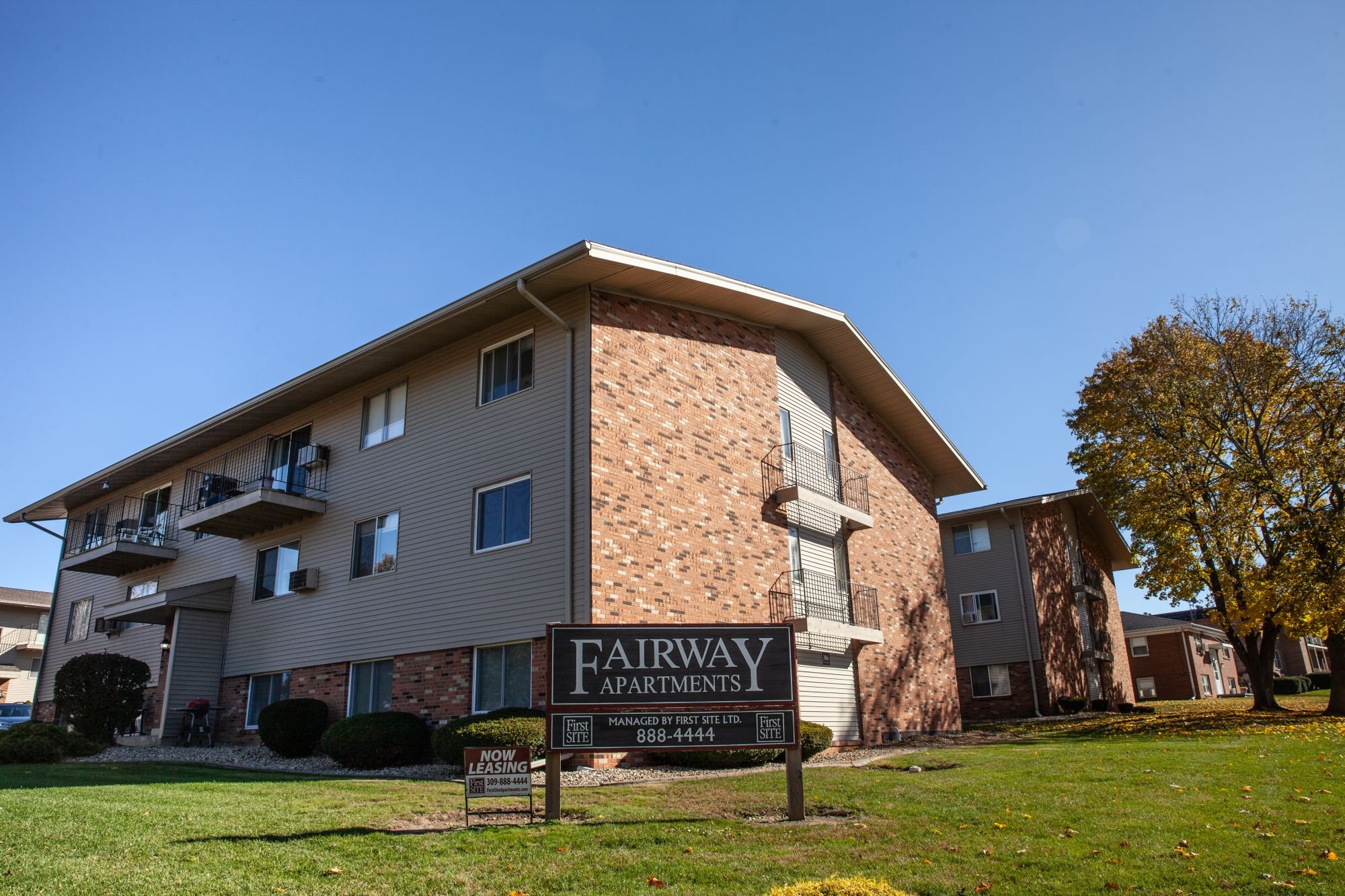 Fairway Apartments 