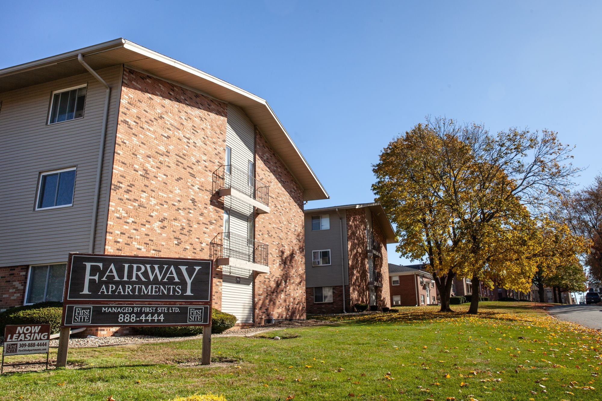 Fairway Apartments 