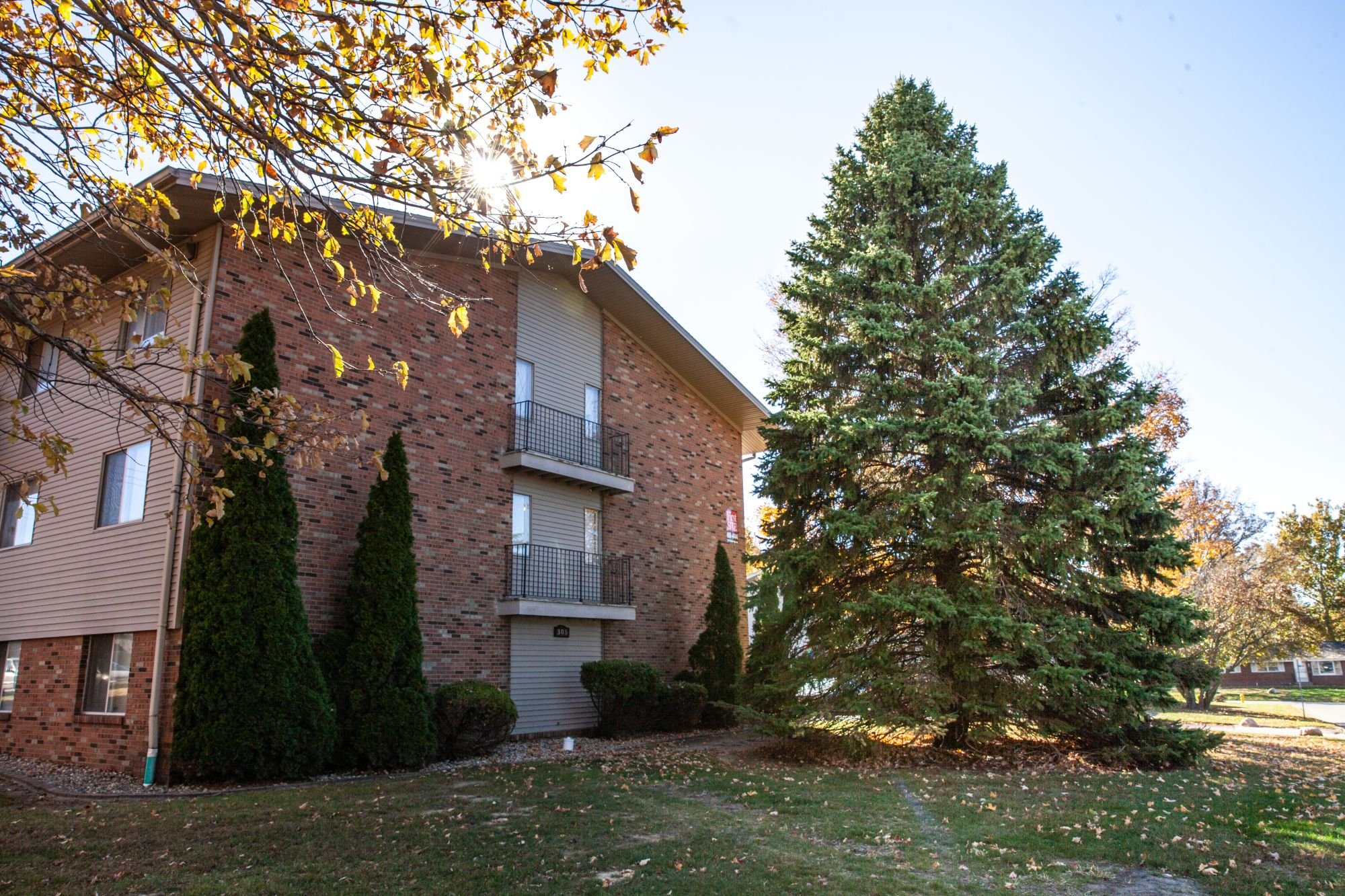 Fairway Apartments 