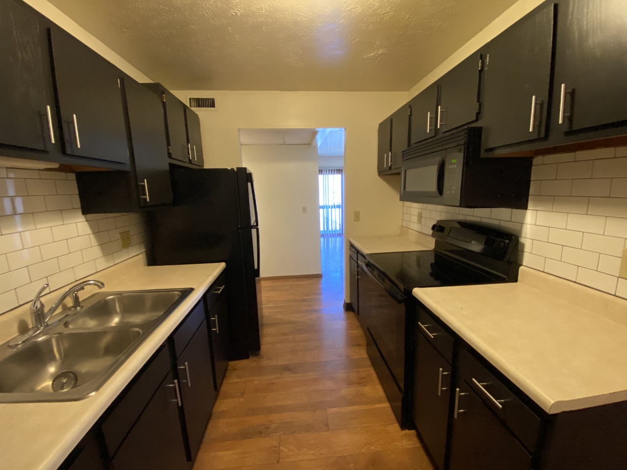 Challis Court Community