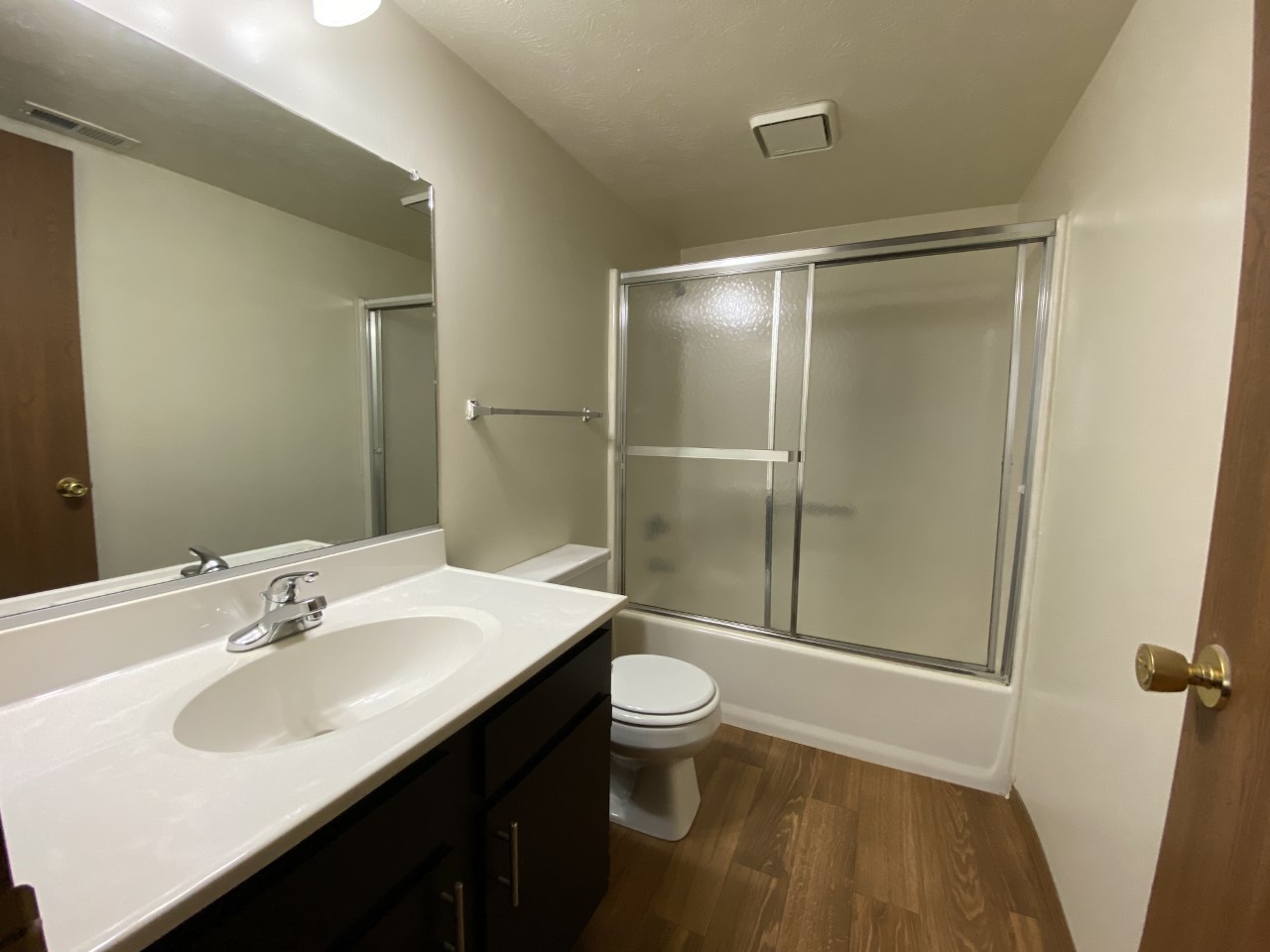 Challis Court Community