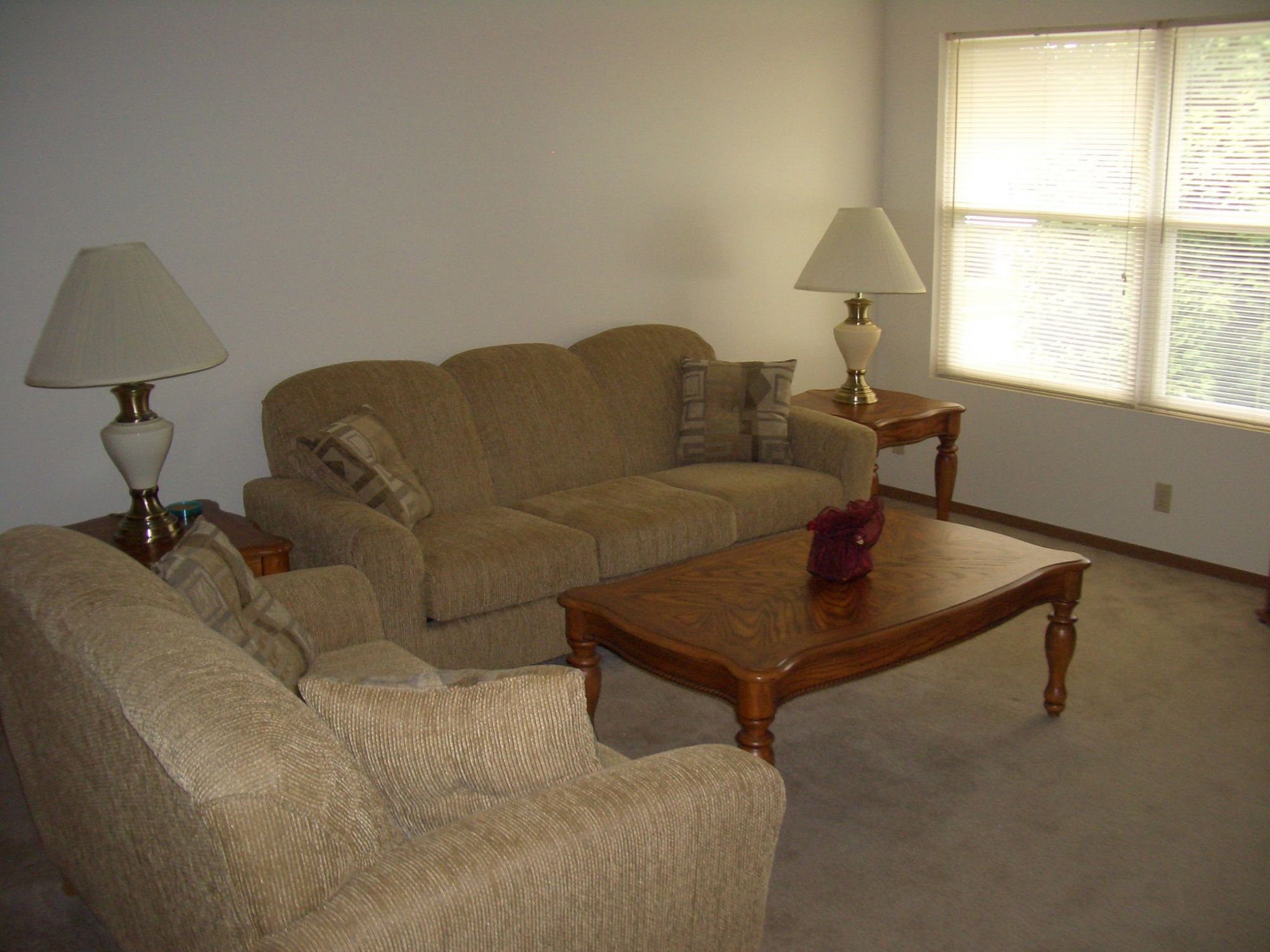 602 Hillview