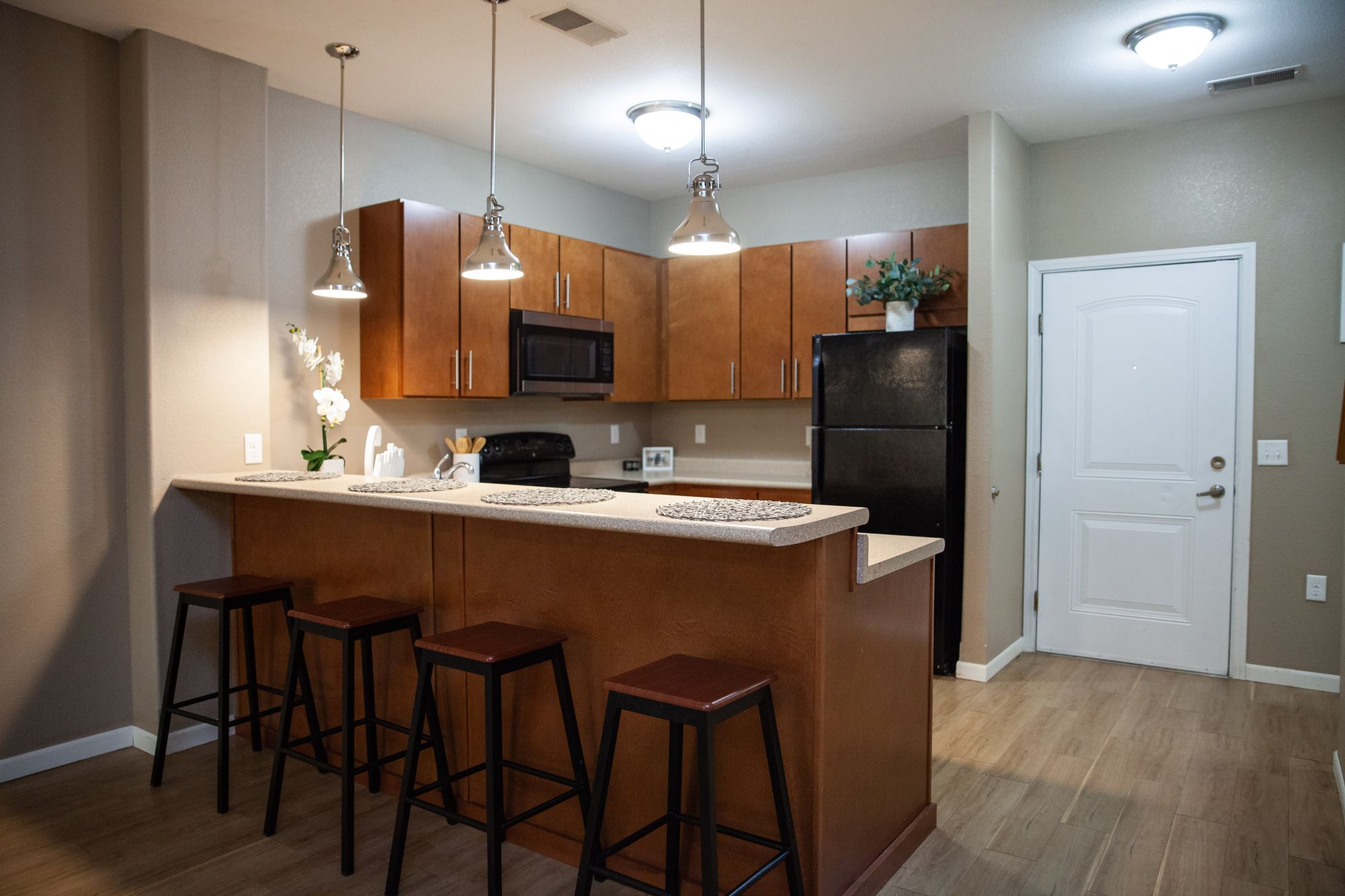1010 Lofts on Main (2 Level Townhomes)