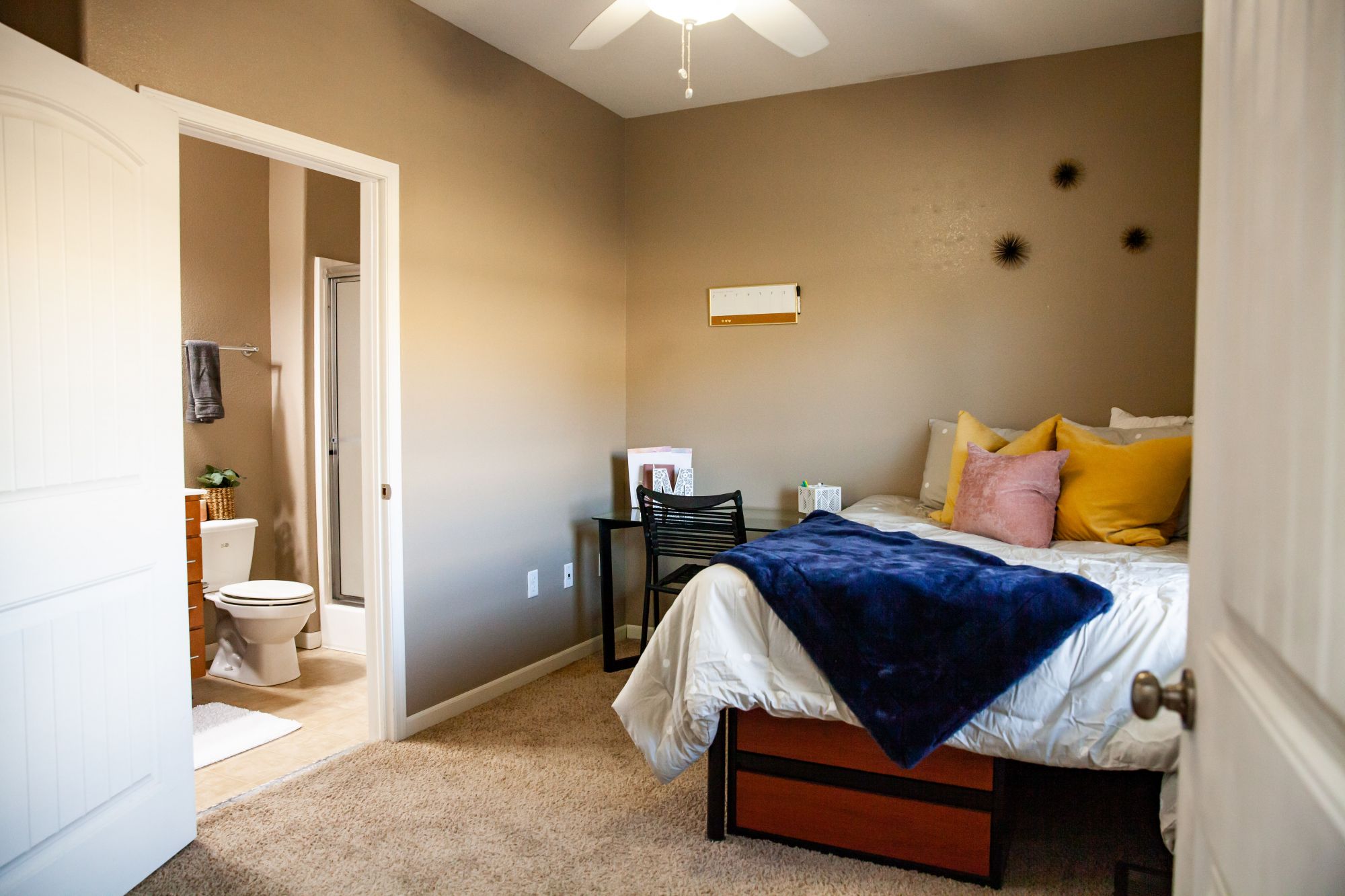 1010 Lofts on Main (2 Level Townhomes)