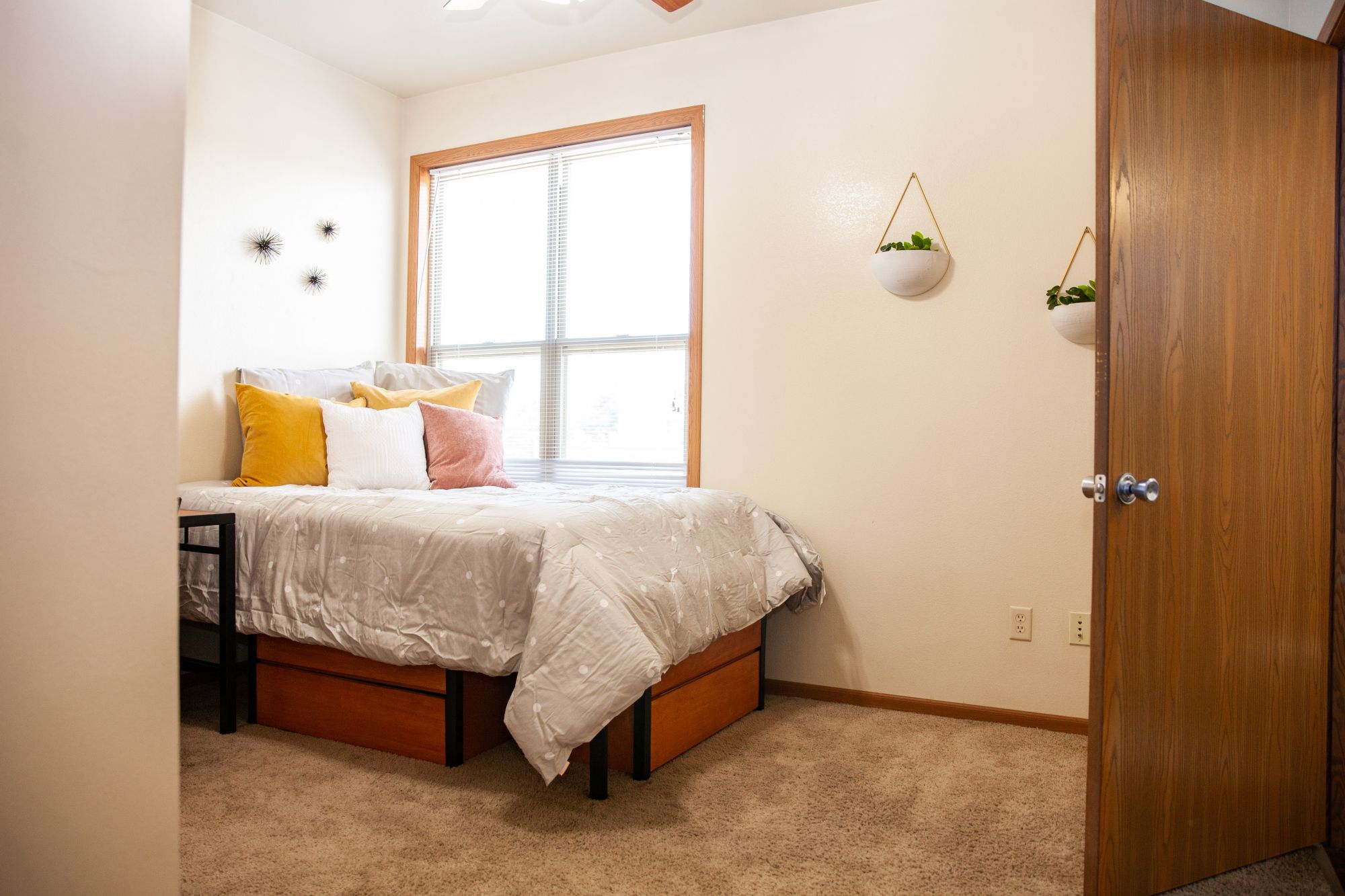 138 Beaufort St. (Uptown Lofts)