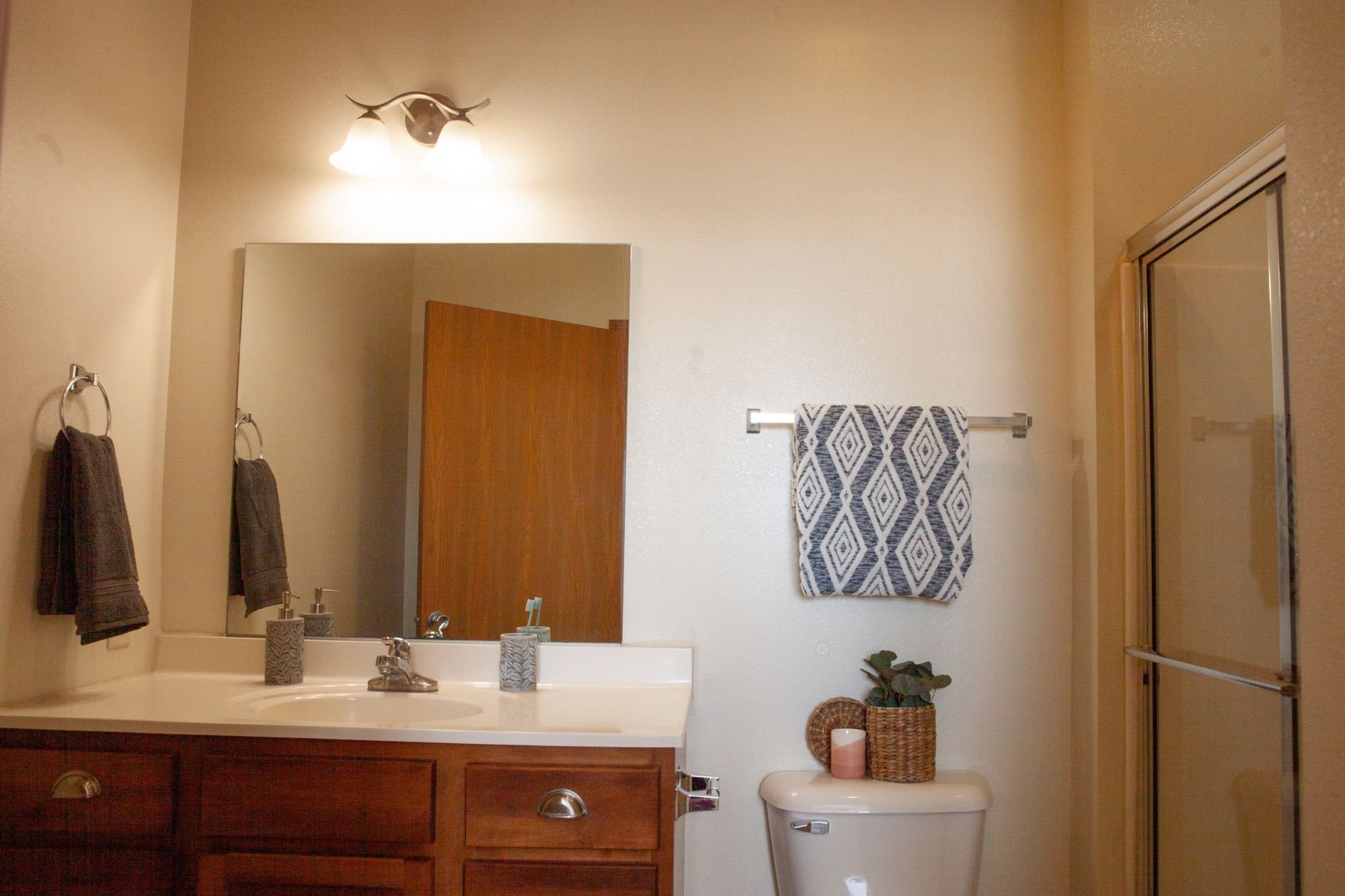 138 Beaufort St. (Uptown Lofts)