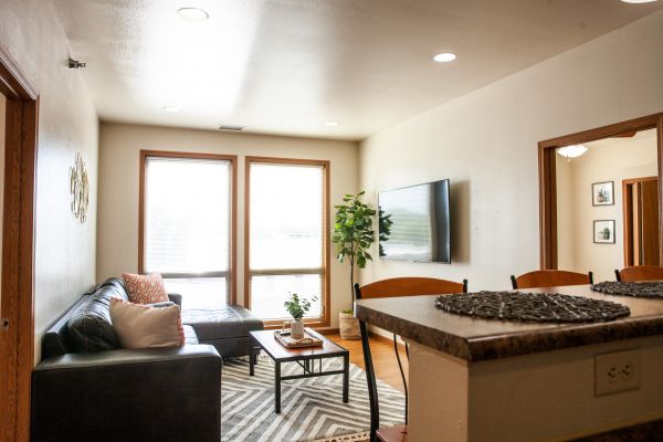 138 Beaufort St. (Uptown Lofts)