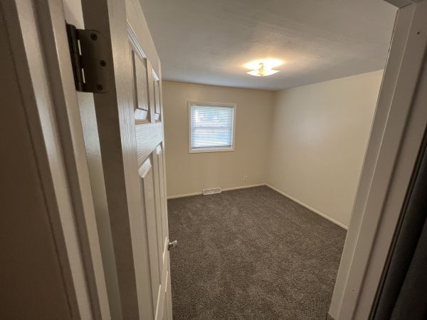 7 Flora Way