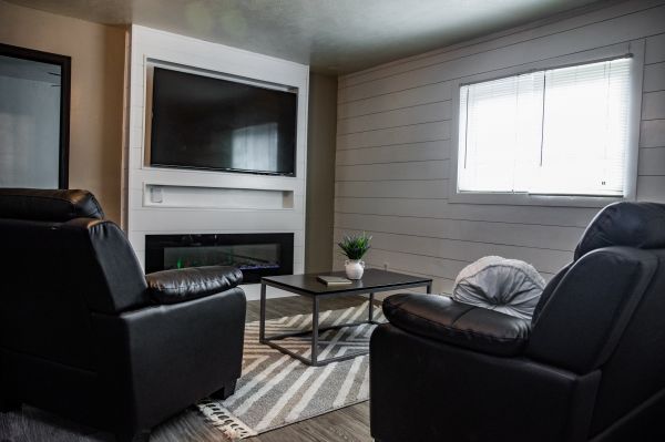116 W. Cherry