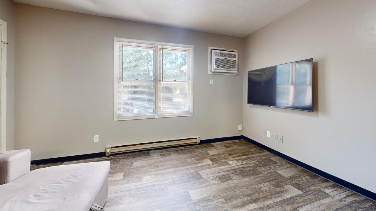 113 W. Willow St.