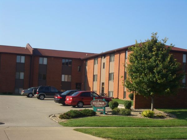 2 Willedrob Dr