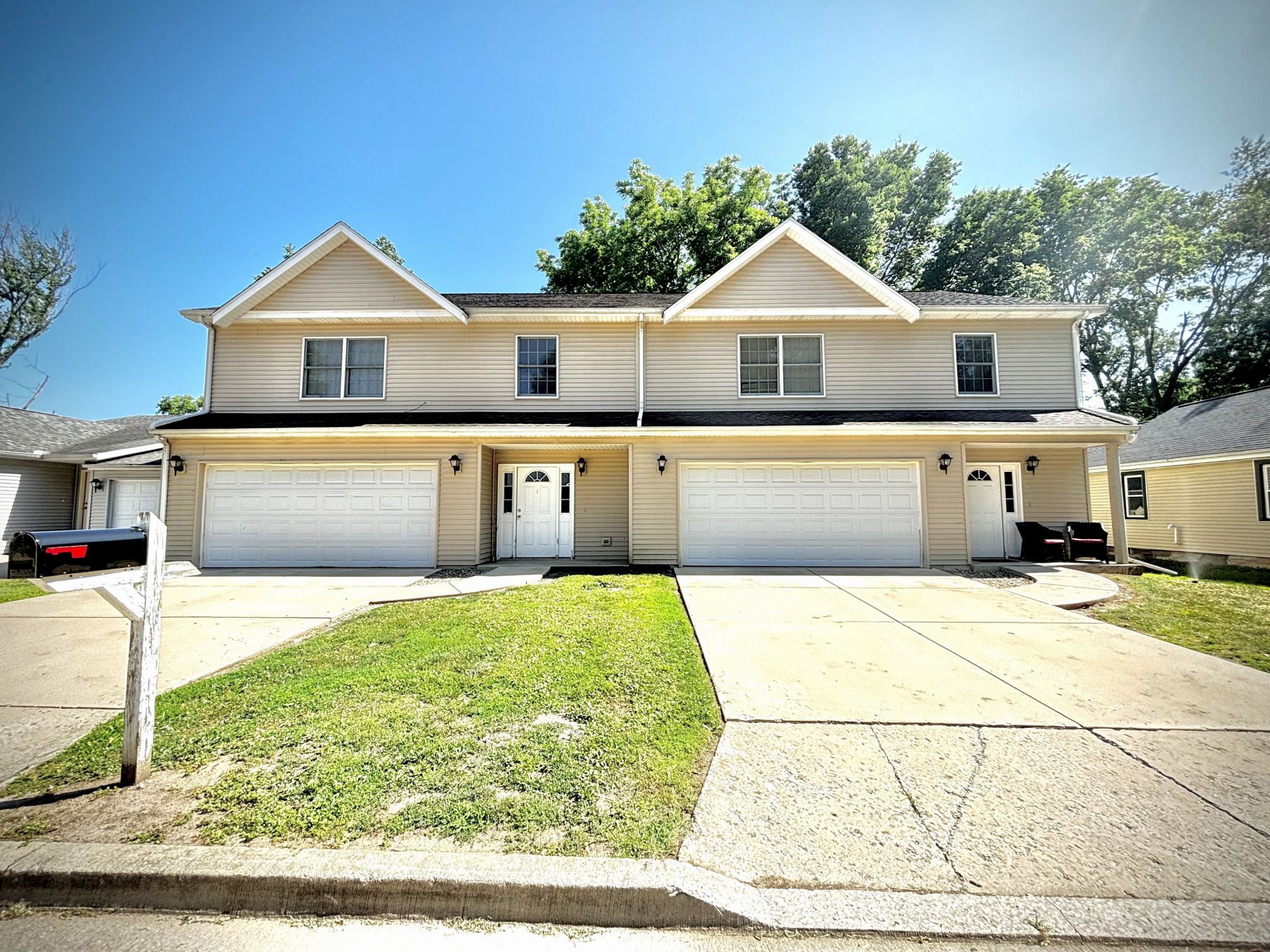 1113-1115 Market St (DUPLEX)