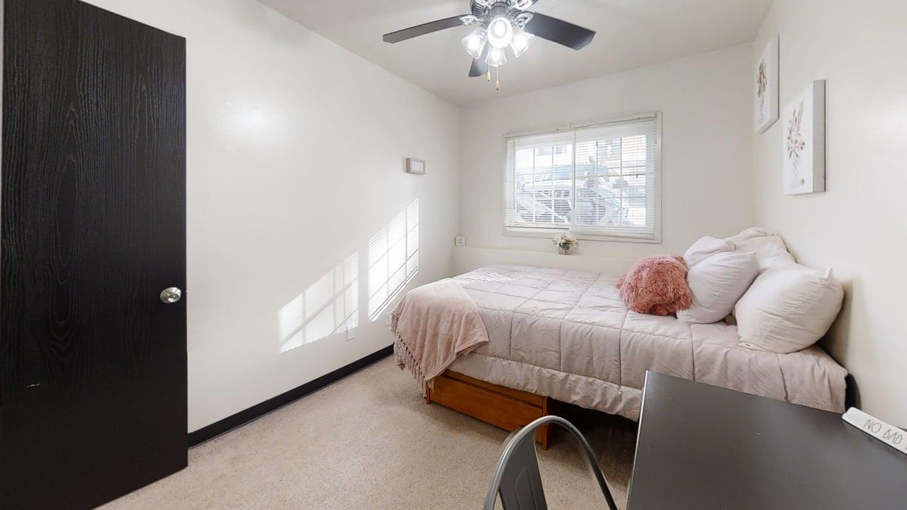 104 W. Cherry St 