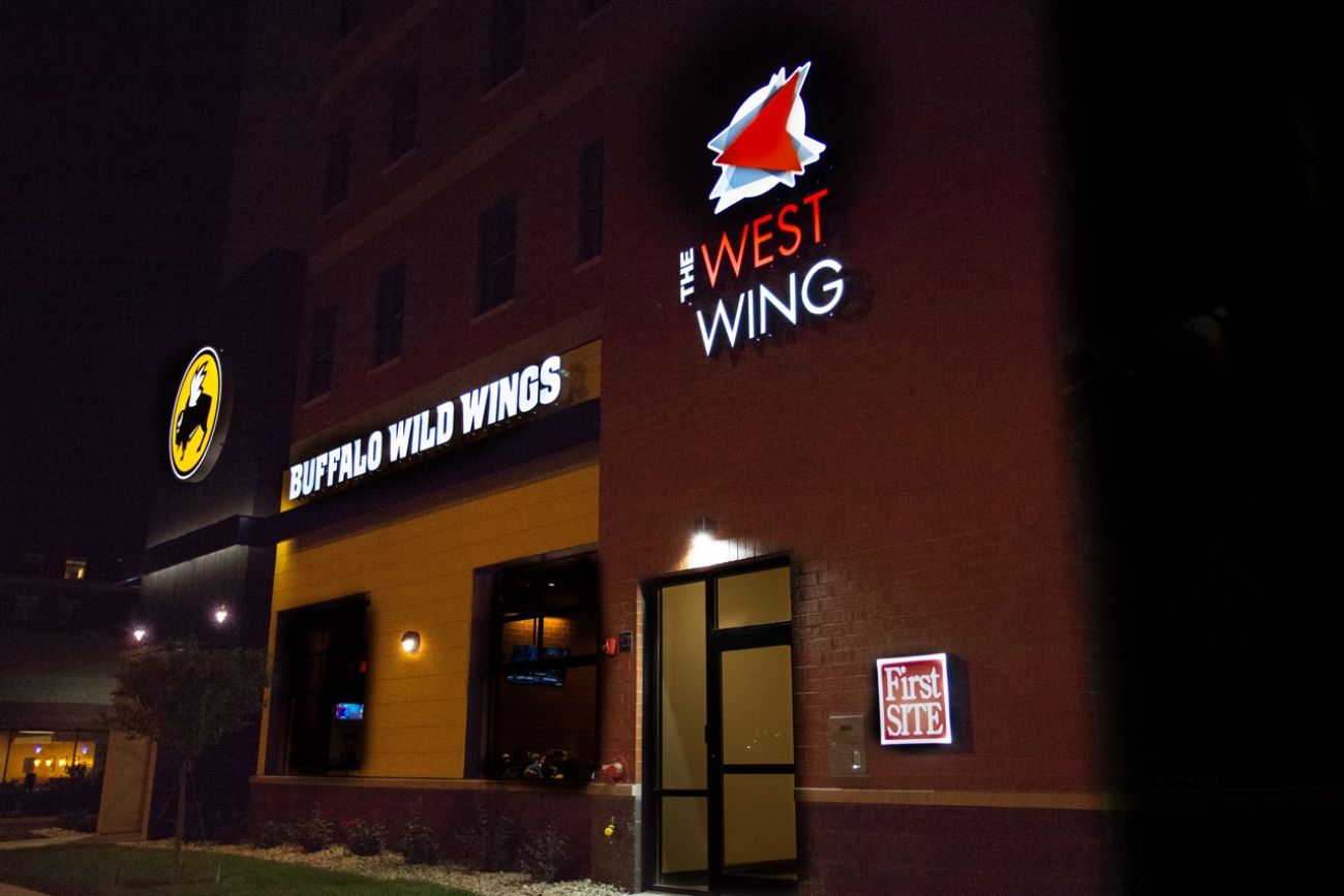 West Wing Apartments 