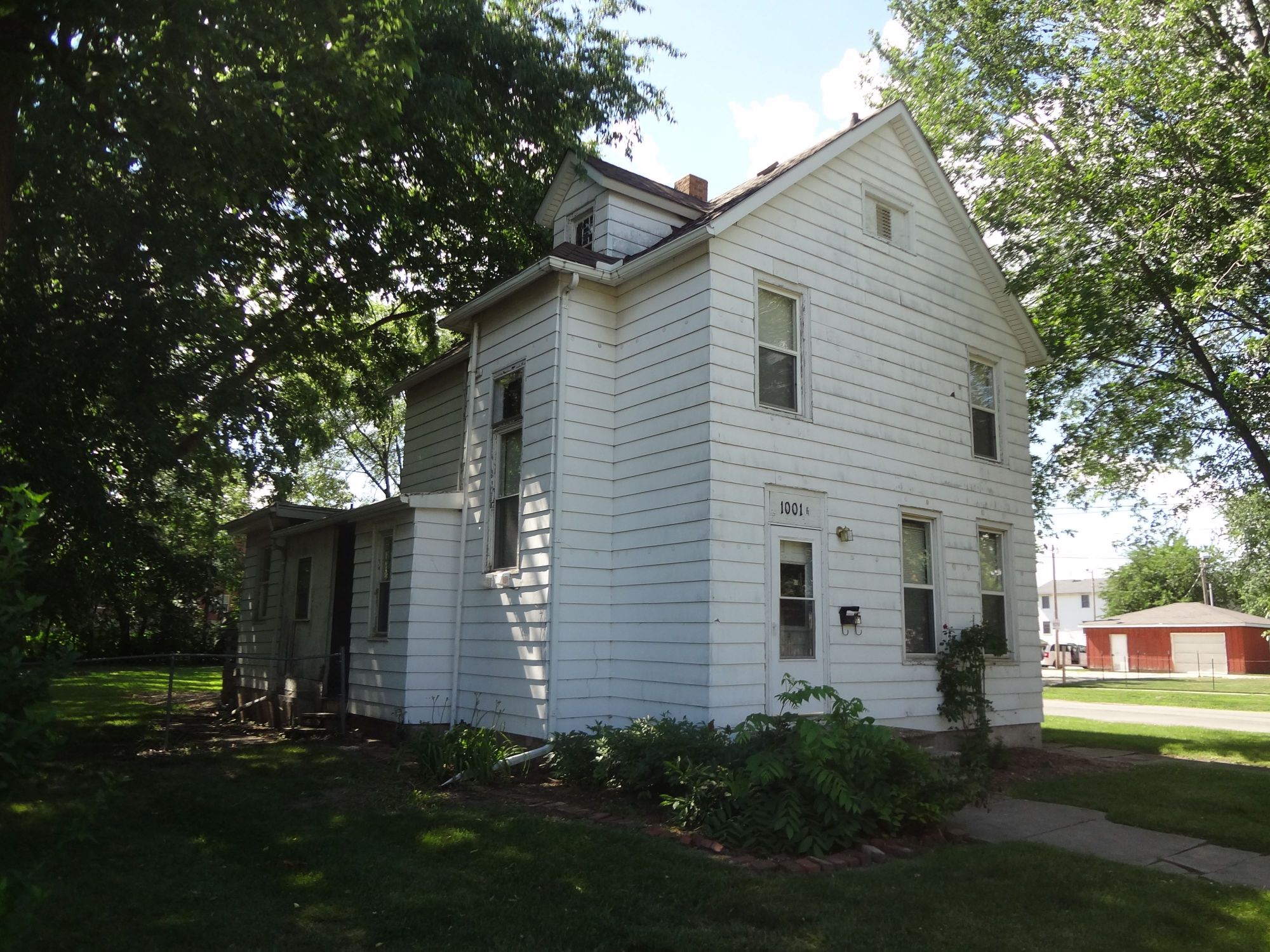 1001 S. University