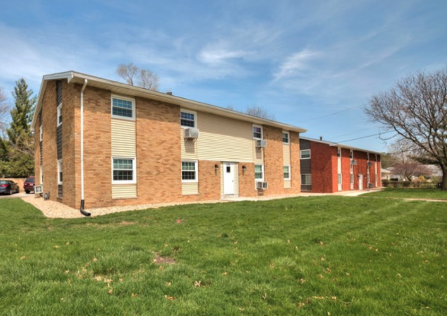 1120 - 1122 W. College Ave