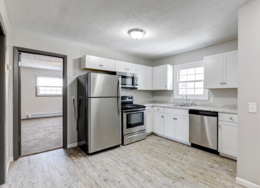 1120 - 1122 W. College Ave