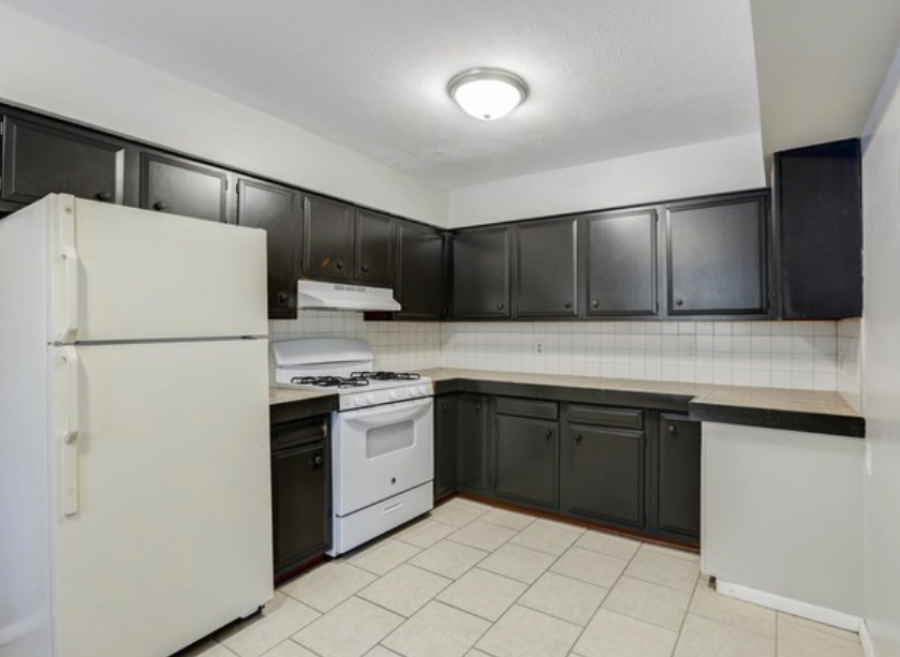 1120 - 1122 W. College Ave